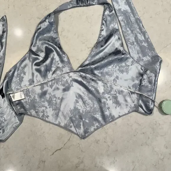 Windsor Satin Jacquard Halter Top Gray Silver Women's Large Tie Y2K Party Baddie - Picture 15 of 16